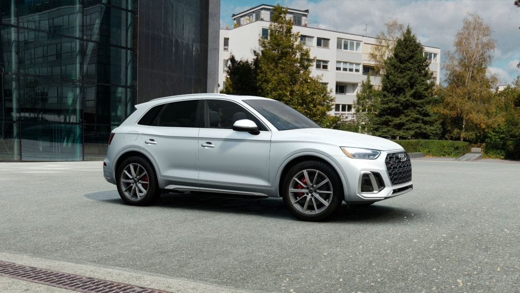 Audi SQ5 2025: Elevated Performance, Everyday Luxury 4 1920x1080 P1 SQ5 1