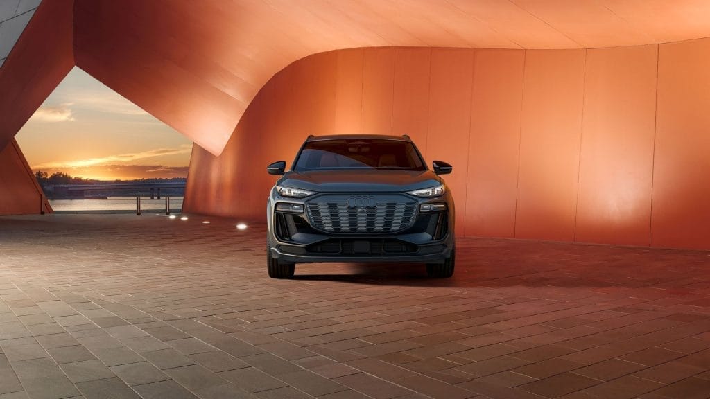 Audi SQ6 e-tron 2025 4 1920x1080 D4 MY25 SQ6 e tron Rear Parked 5308