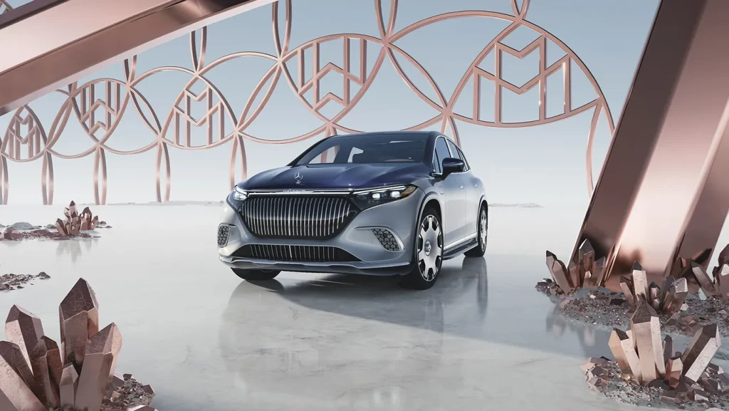 2025 EQS MAYBACH SUV GAL 003 Q FE DR.jpg