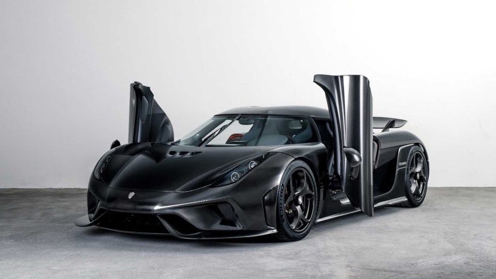 Koenigsegg Regera 2025 7 koenigsegg regera with bare carbon fiber body 1024x576 1