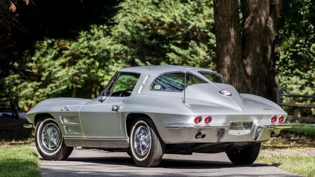 1963 chevrolet corvette split window coupe photo via mecum auctions 100847503 m