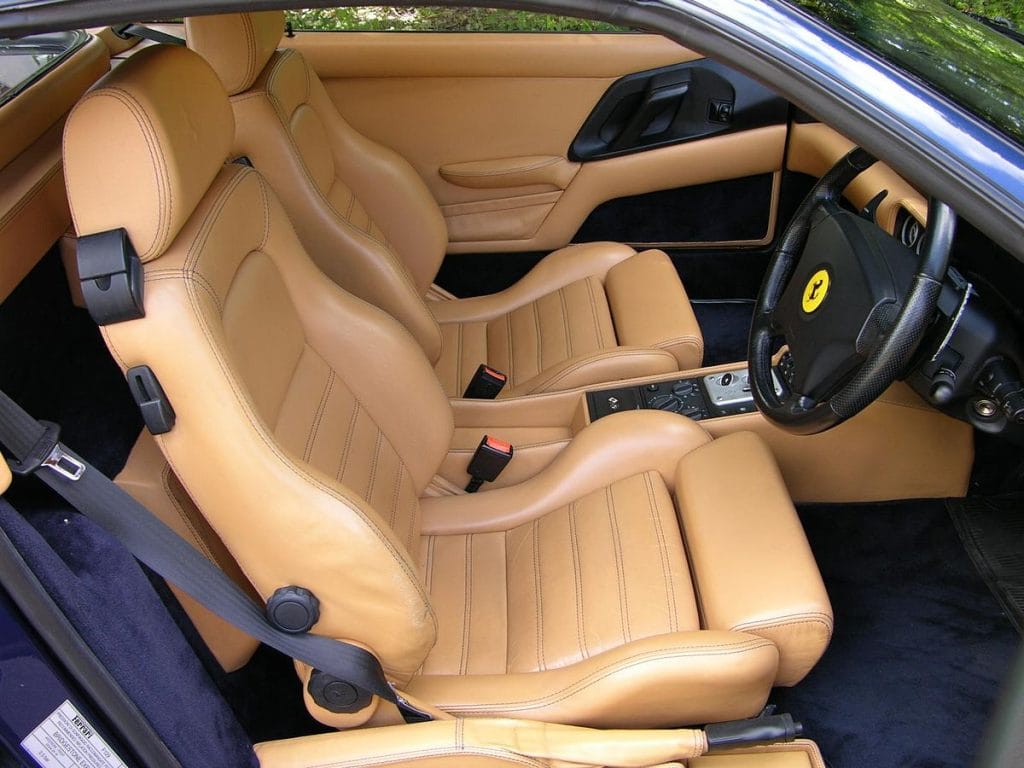 Ferrari 355 GTS interior