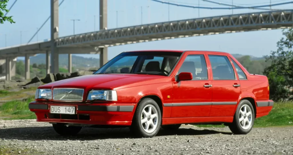 Volvo 850 GLT.jpg
