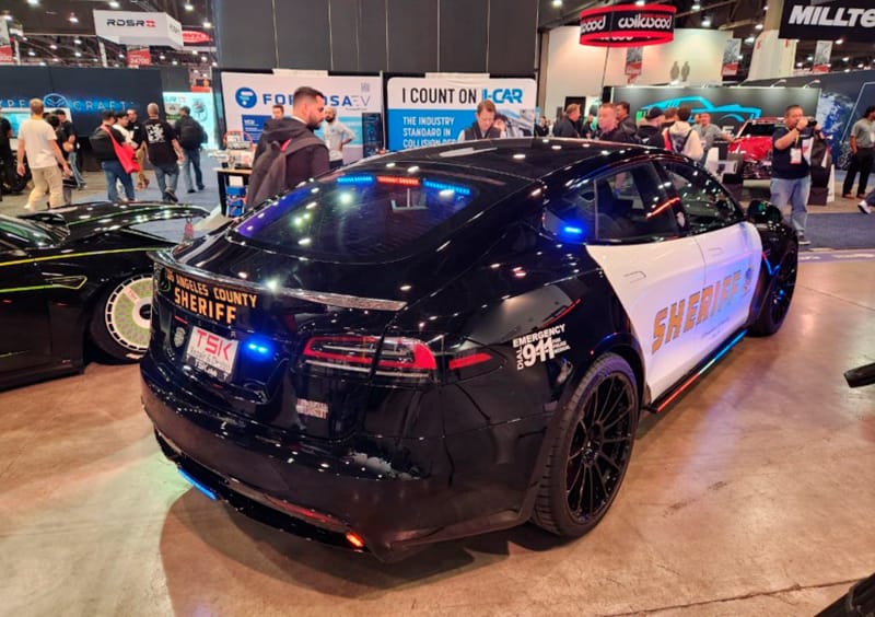 tesla model s for polise 2